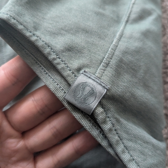 Lululemon Commission Short Sleeve Shirt Oxford - Picture 7 of 9